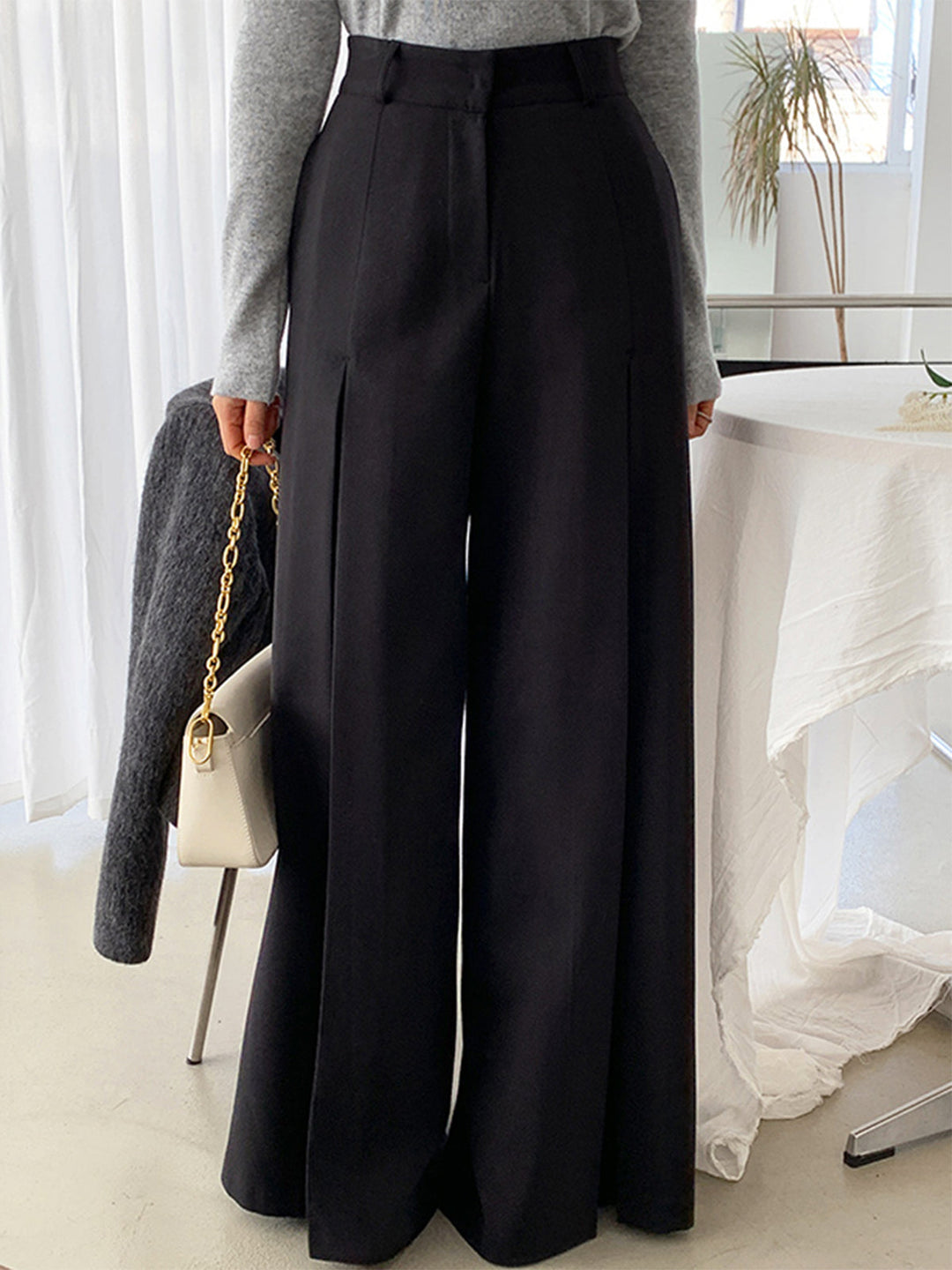 High-Waist Plissé Hosen mit weitem Bein