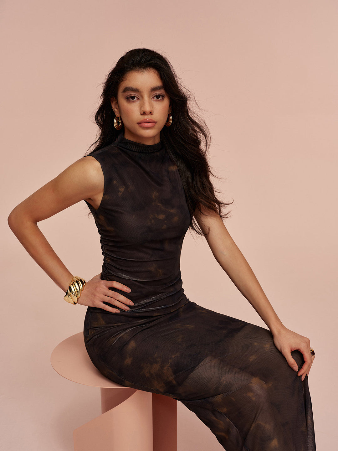 Jersey gefüttertes ärmelloses Netz-Kleid