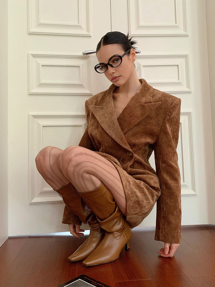 Button Cinched Lang Blazer