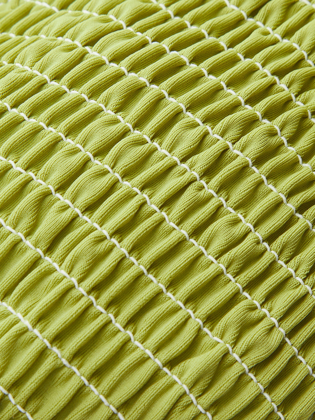 Smocked Triangle Bikini mit Bindebändern