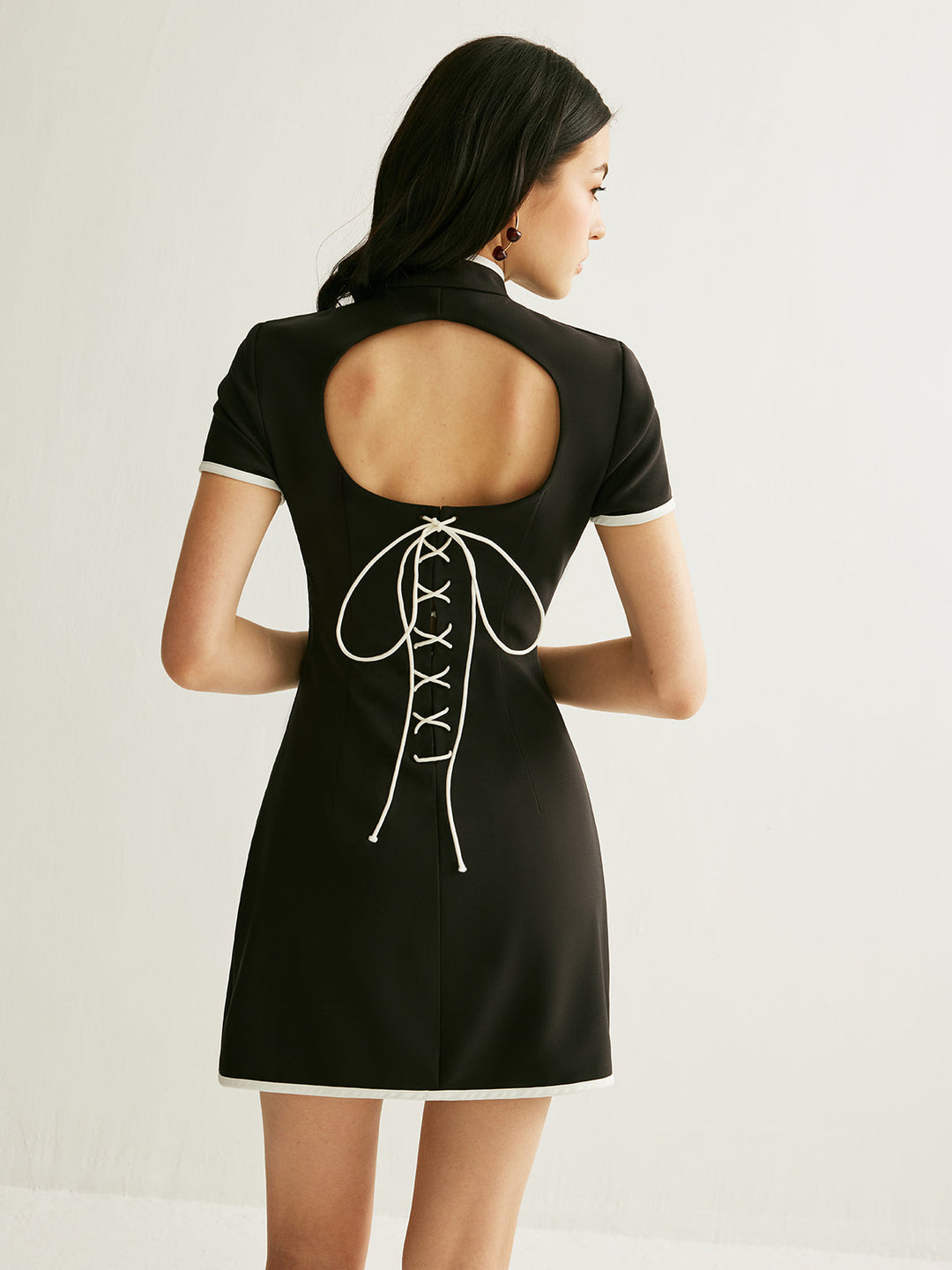 Colorblock Cut Out Drawstring Kleid