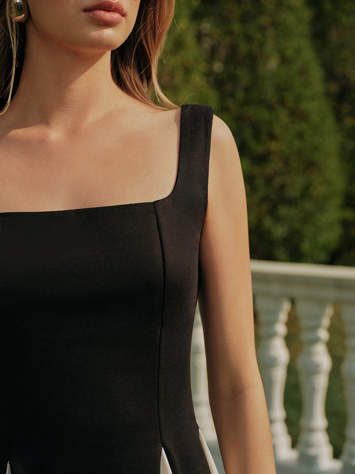 Kleid mit quadratischem Ausschnitt und Farbblock-Design ohne Ärmel