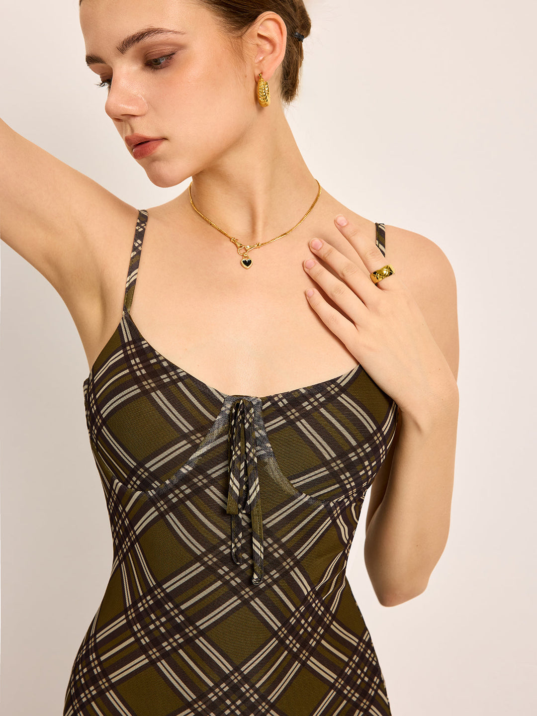 Kleid mit Karomuster und Spaghettiträgern