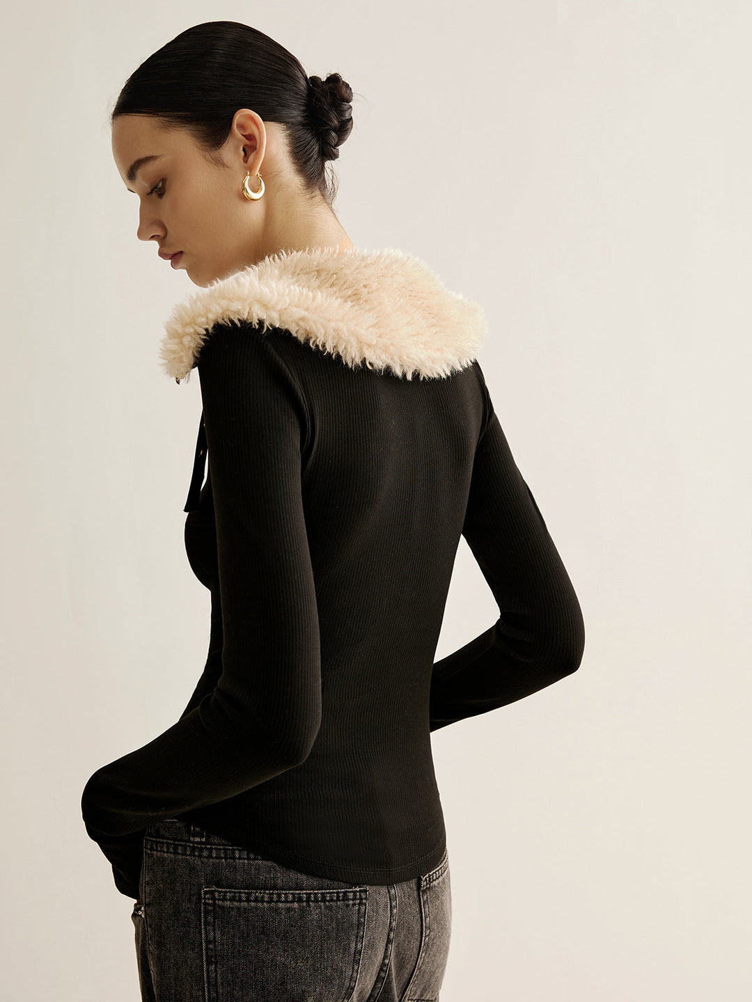 Fuzzy Kragen Gürtel-Design Reißverschluss-Bluse