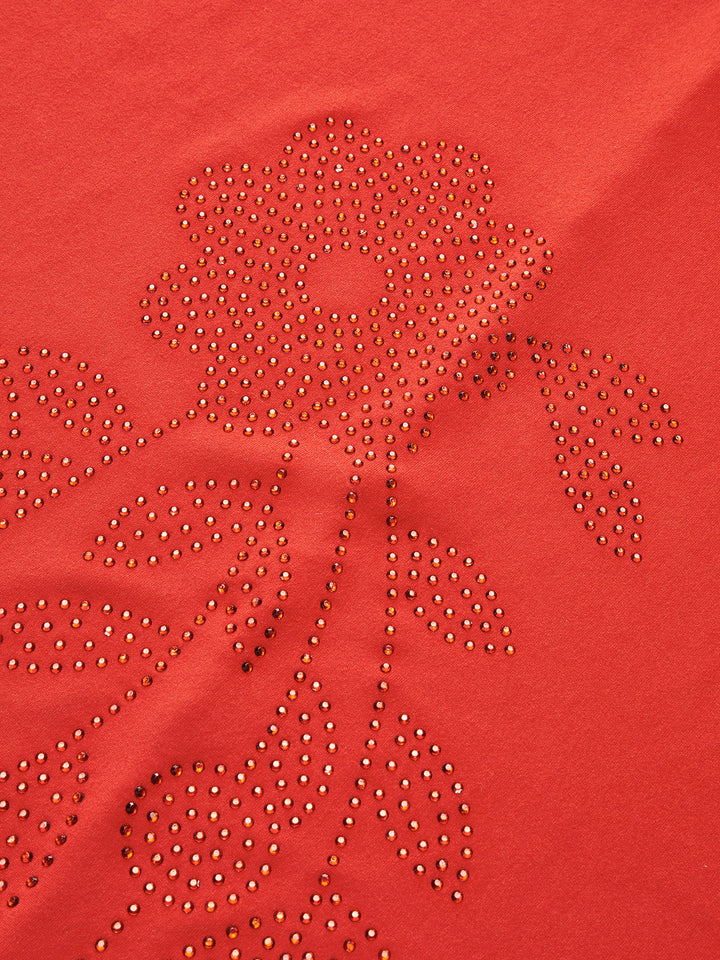 Ärmelloses Kleid mit gebundenem Rücken