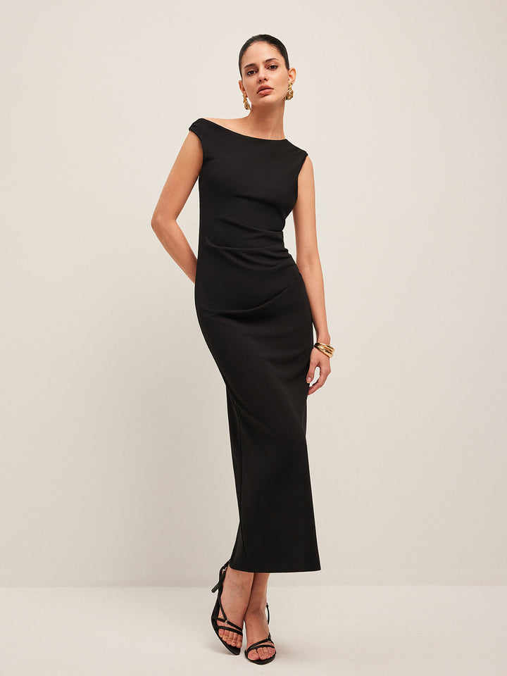 Asymmetrisches Schulterkleid
