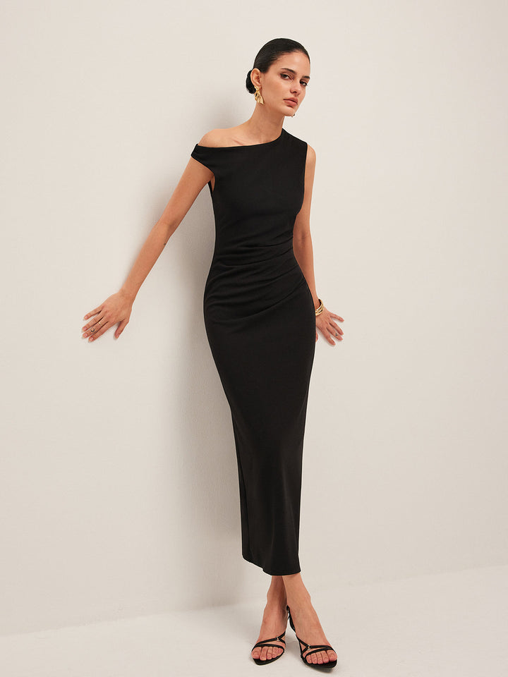 Asymmetrisches Schulterkleid