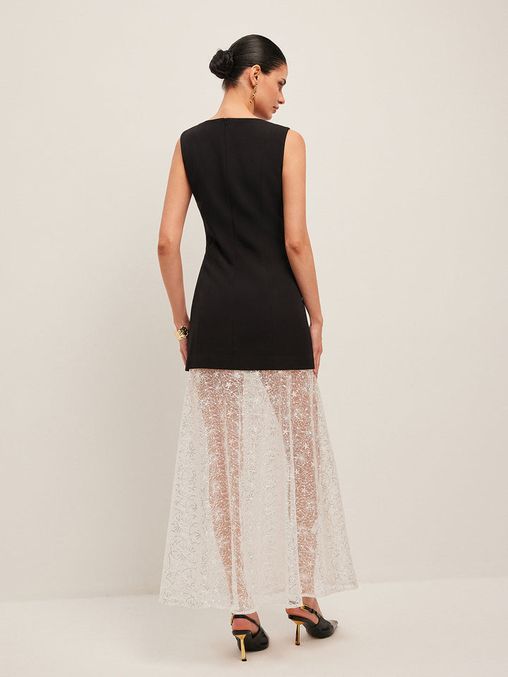 Kleid mit durchbrochenen Spitzeneinsätzen und ärmellosem Design