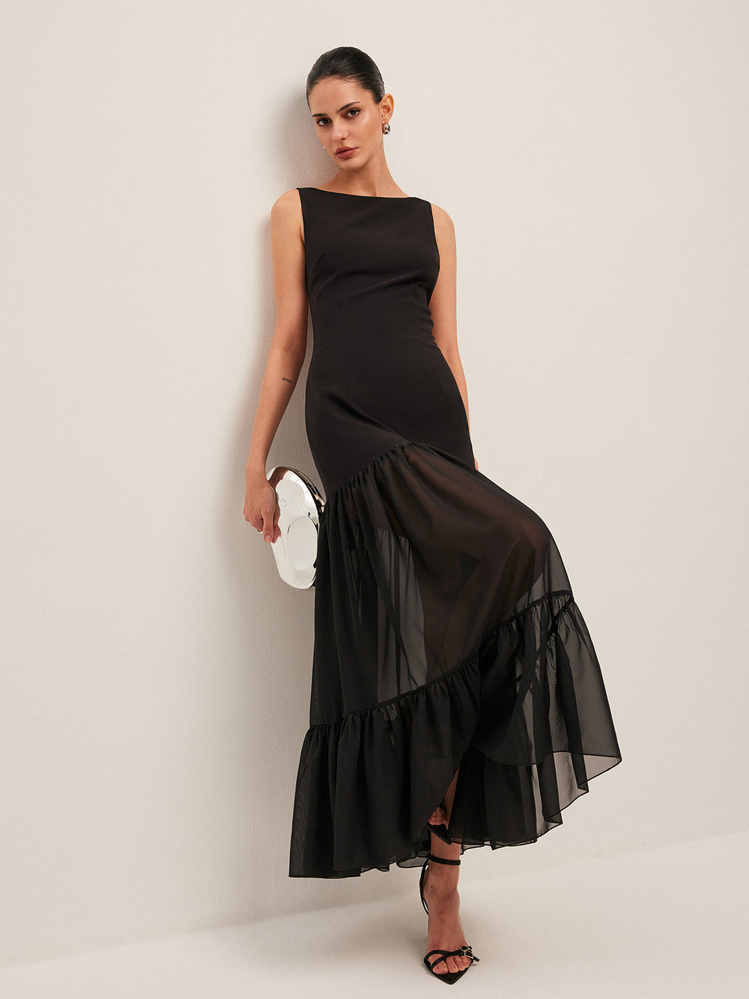 Kleid mit Sheer-Einsatz und Rüschensaum
