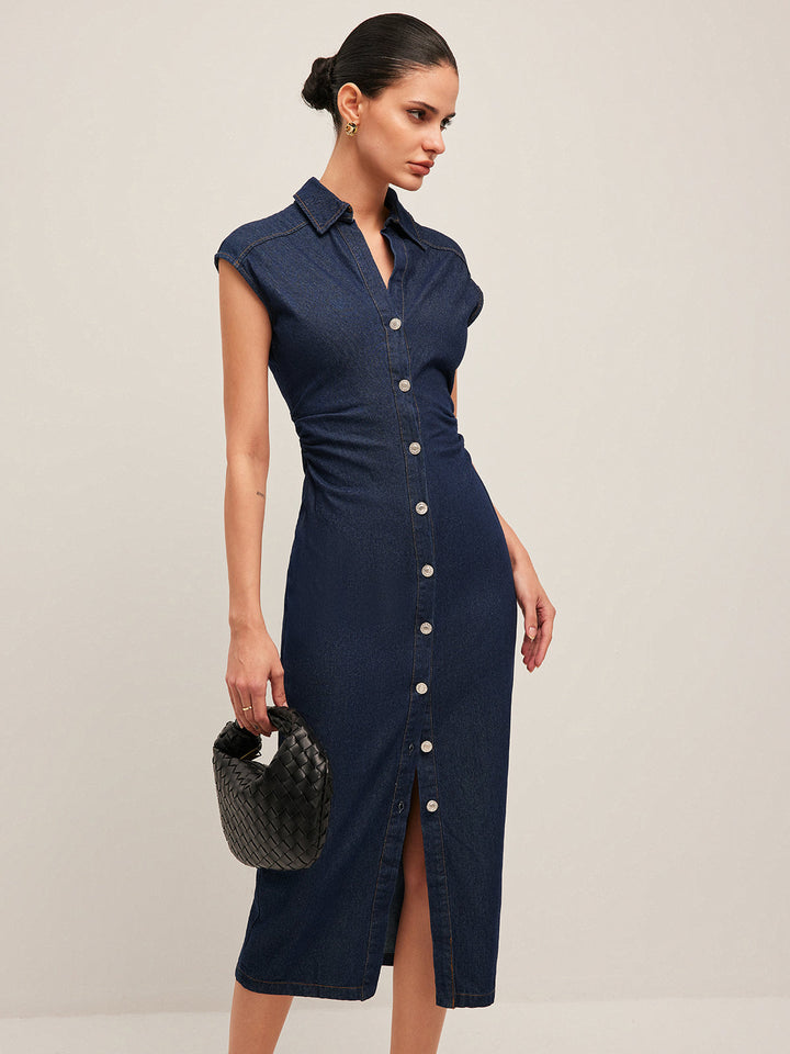V-Ausschnitt Ärmelloses Knopf-Denimkleid