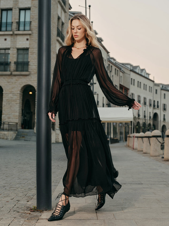Raffiniertes Chiffon-Kleid in Halbtransparent