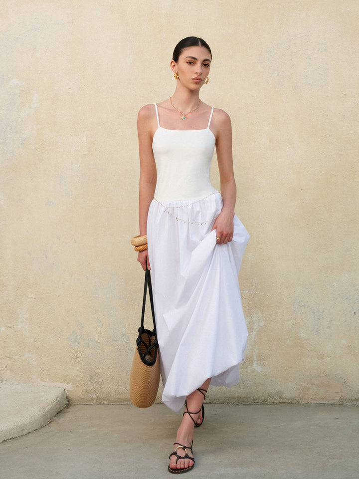 Kleid mit Blasensaum und Spaghettiträgern