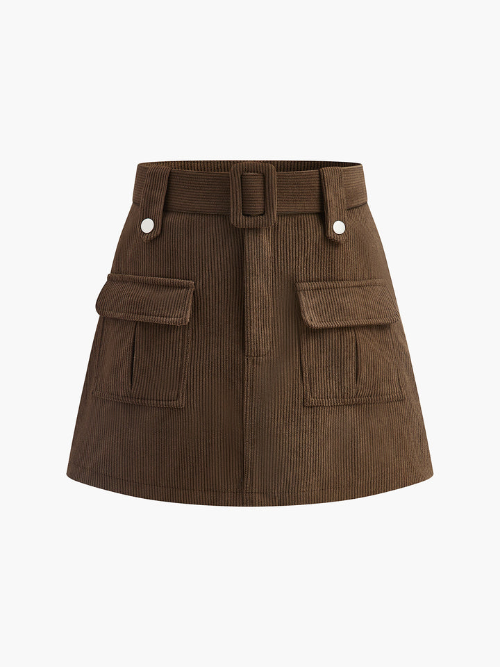 Cordhose mit Gürtel und Taschen