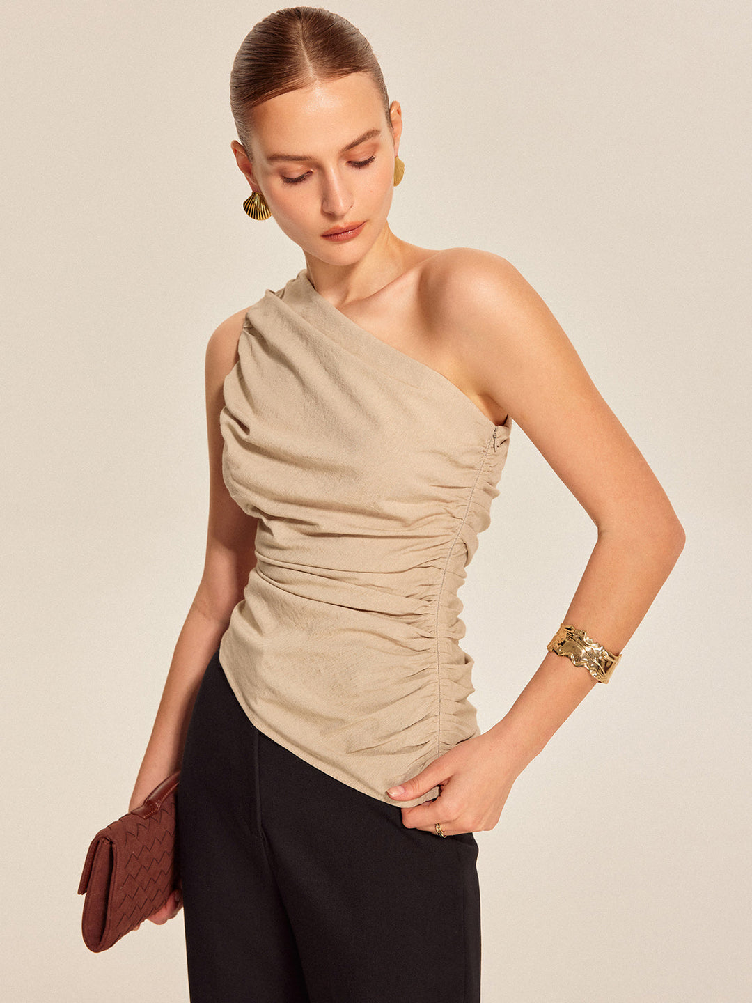 Gerüschter Seiten-One-Shoulder-Oberteil