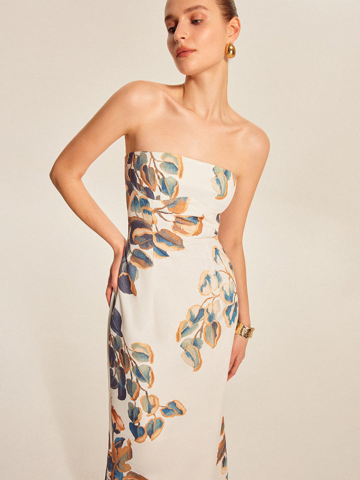 Geblümtes trägerloses Kleid