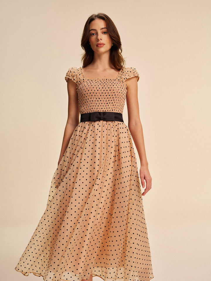 Kleid mit Polka Dots und abnehmbarem Gürtel