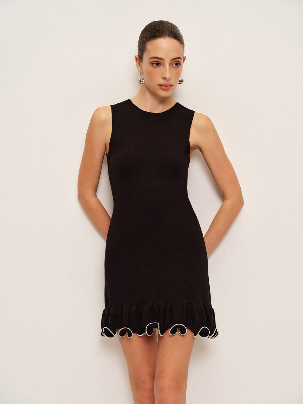 Gekräuseltes ärmelloses Kleid