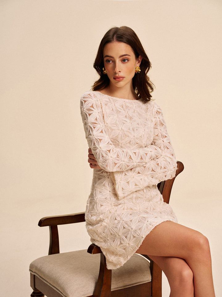 Semi-Sheer Floral Lace Langarmkleid