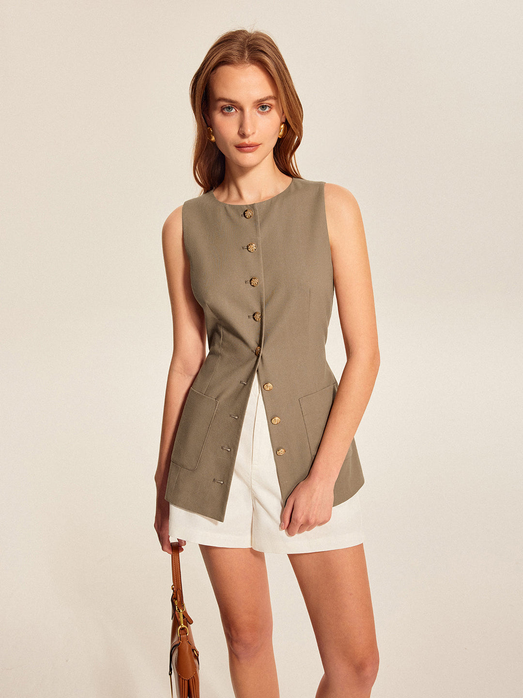 Asymmetrische Weste mit Knopfdetail und Tasche