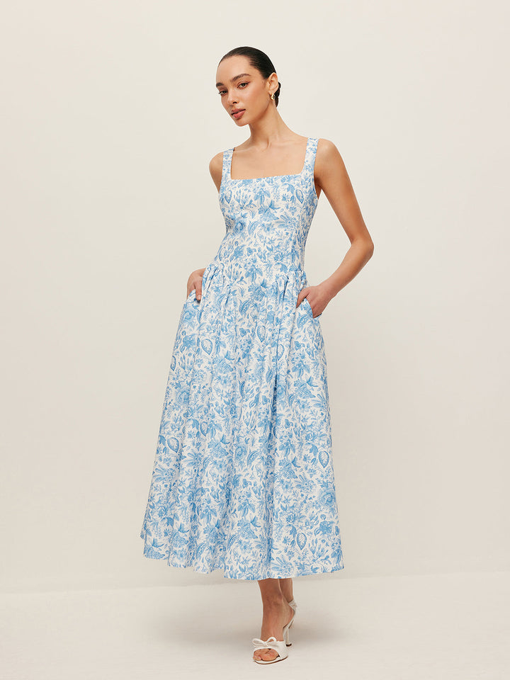 Kleid mit quadratischem Ausschnitt und Taschen