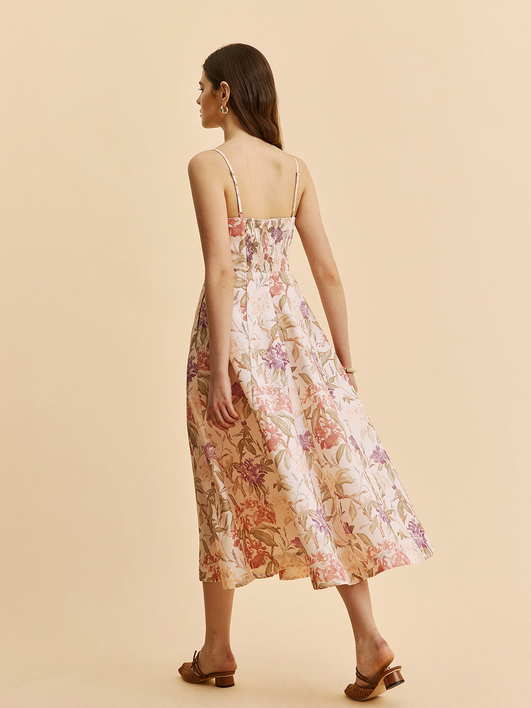 Romantisches A-Linien-Cami-Kleid mit V-Ausschnitt und Blumenmuster