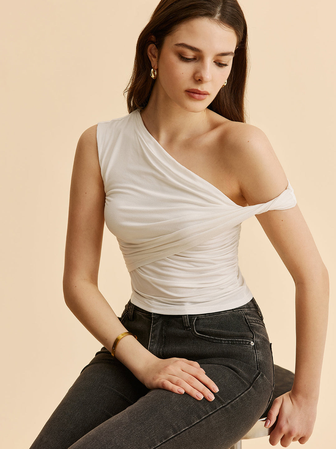 Asymmetrisch gerafftes One-Shoulder-Oberteil