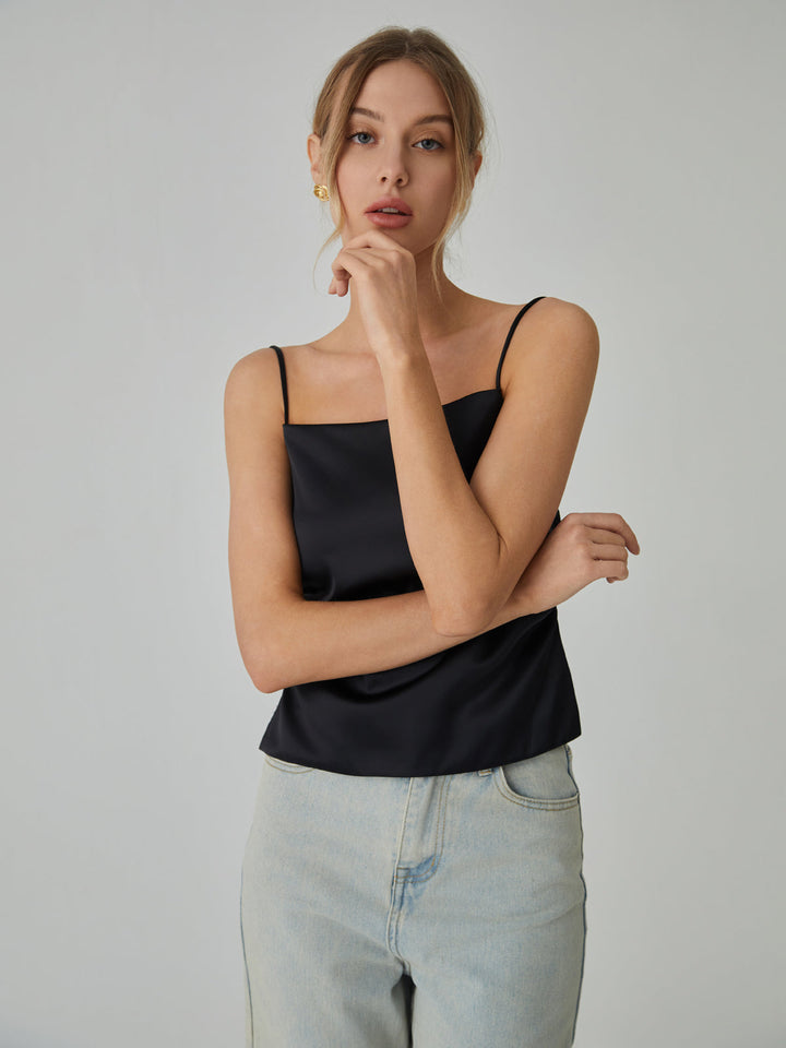 Geknotetes trägerloses Cami-Top