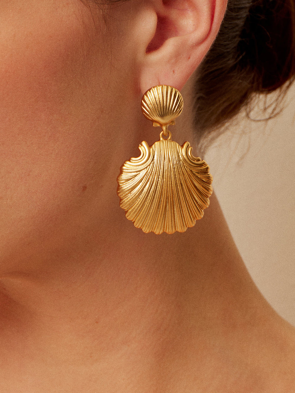 Gold Shell Drop Ohrringe