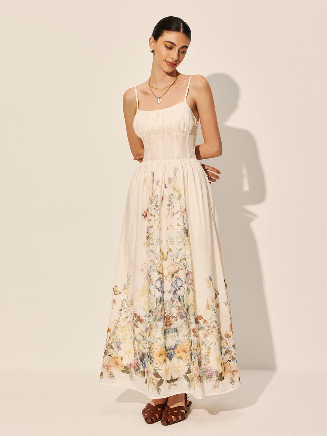 Kleid mit Blumenprint und quadratischem Ausschnitt