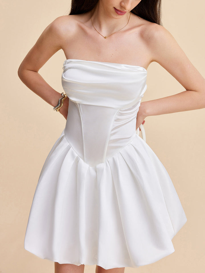 Semi-Sheer Satin Neckholder-Kleid mit Ballonrock