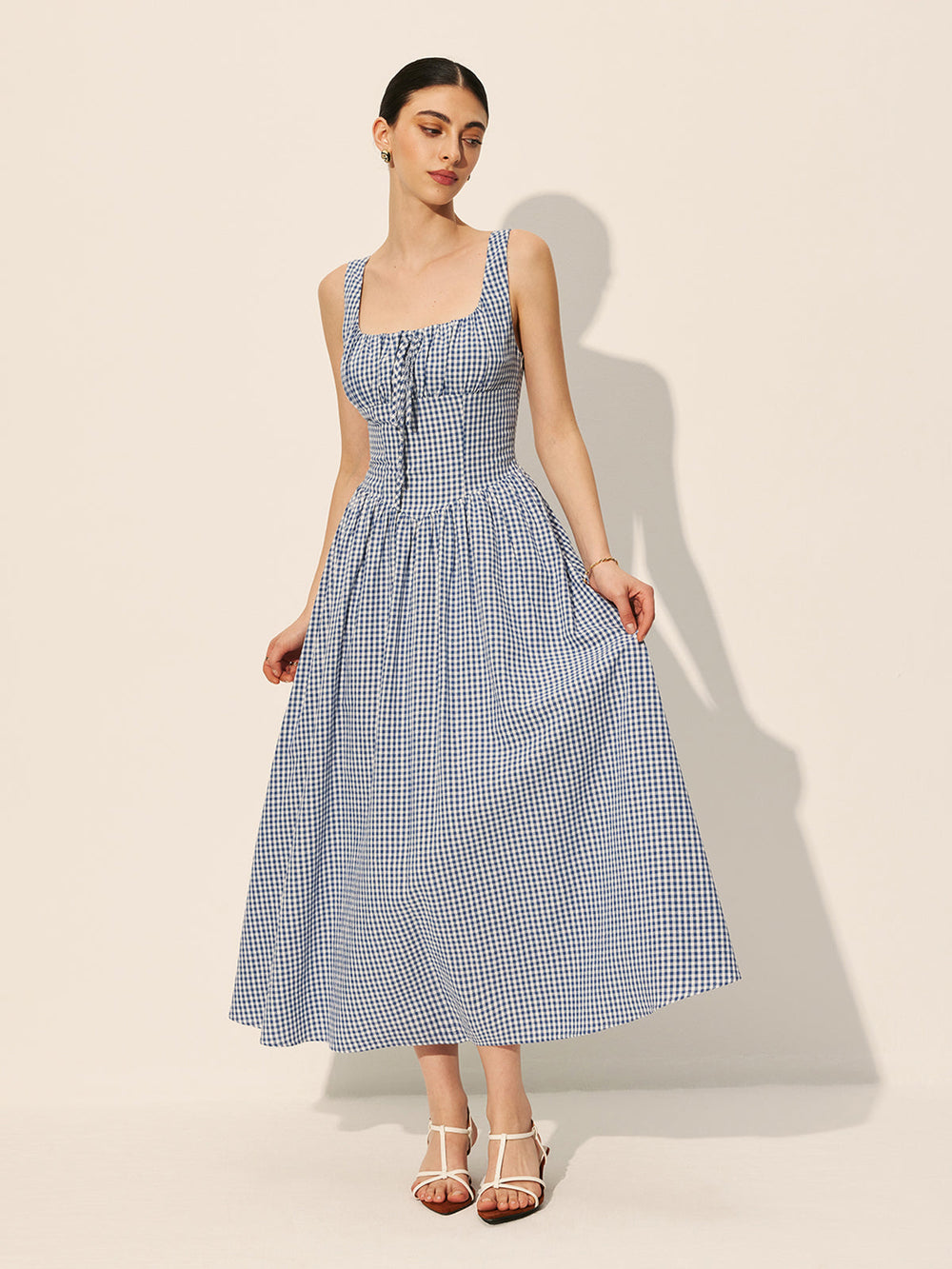 Baumwoll-Karo-Kleid mit Bindedetail