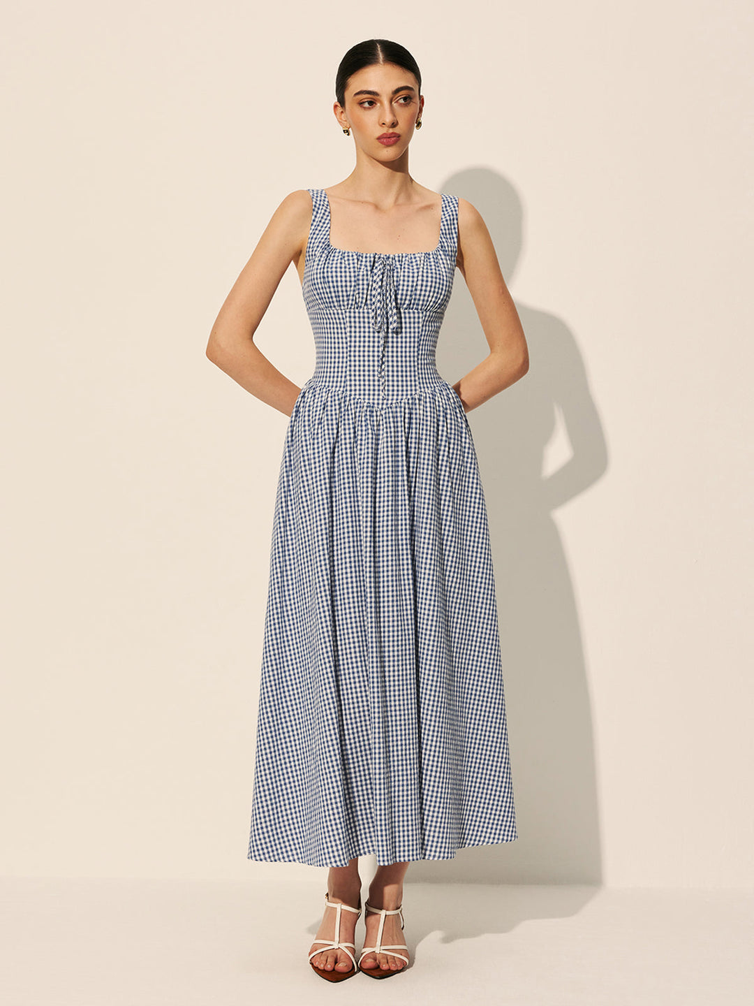 Baumwoll-Karo-Kleid mit Bindedetail