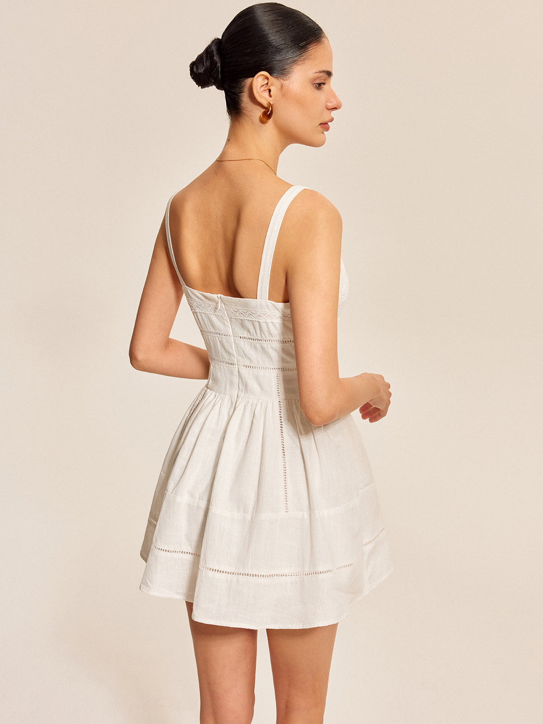 Kleid mit Baumwollspitze