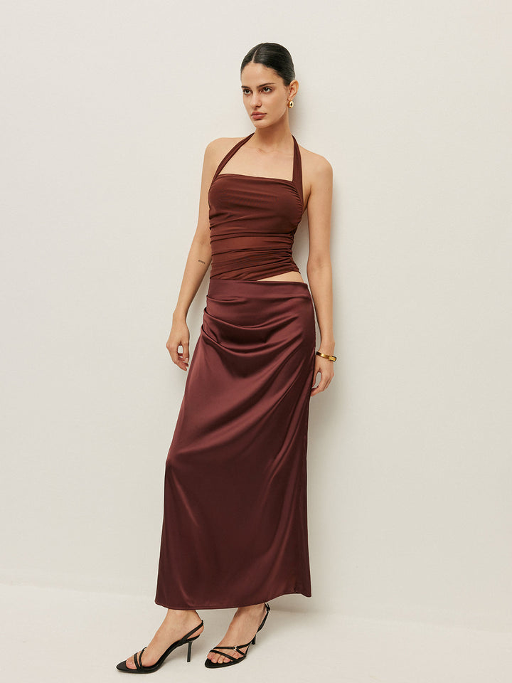 Raffiniertes Neckholder-Kleid mit Cut-Out-Detail