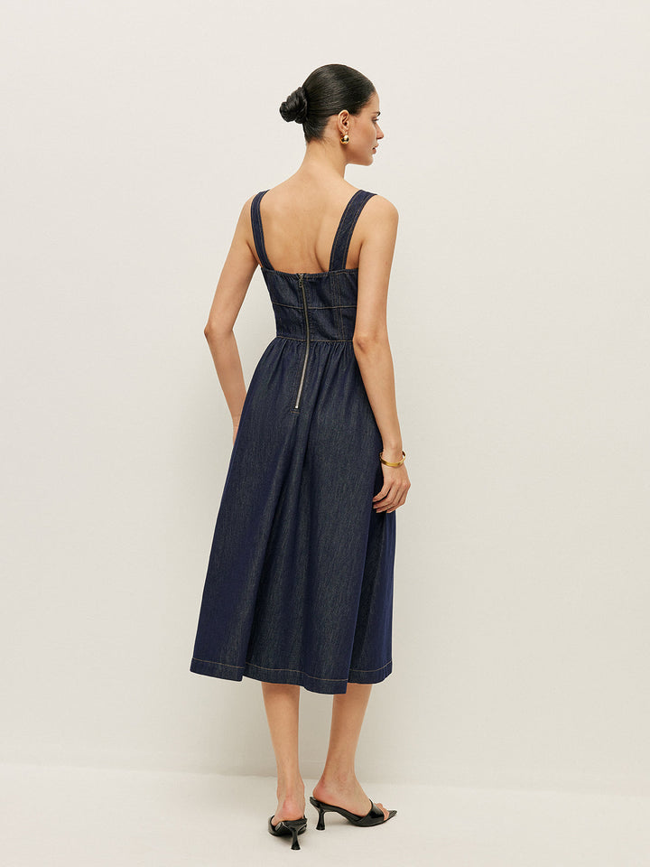 Kleid mit quadratischem Ausschnitt und Knopfleiste aus Denim