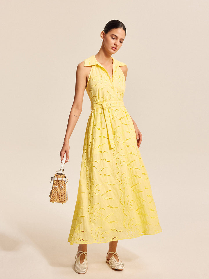 Baumwollkleid mit Gürtel und Stickerei