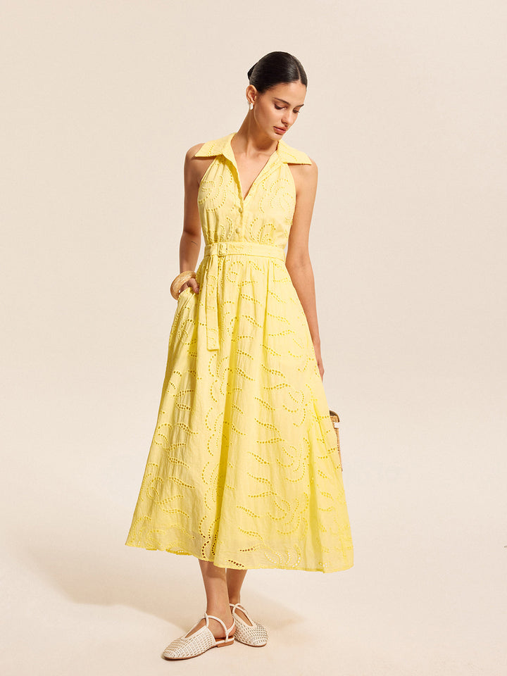 Baumwollkleid mit Gürtel und Stickerei