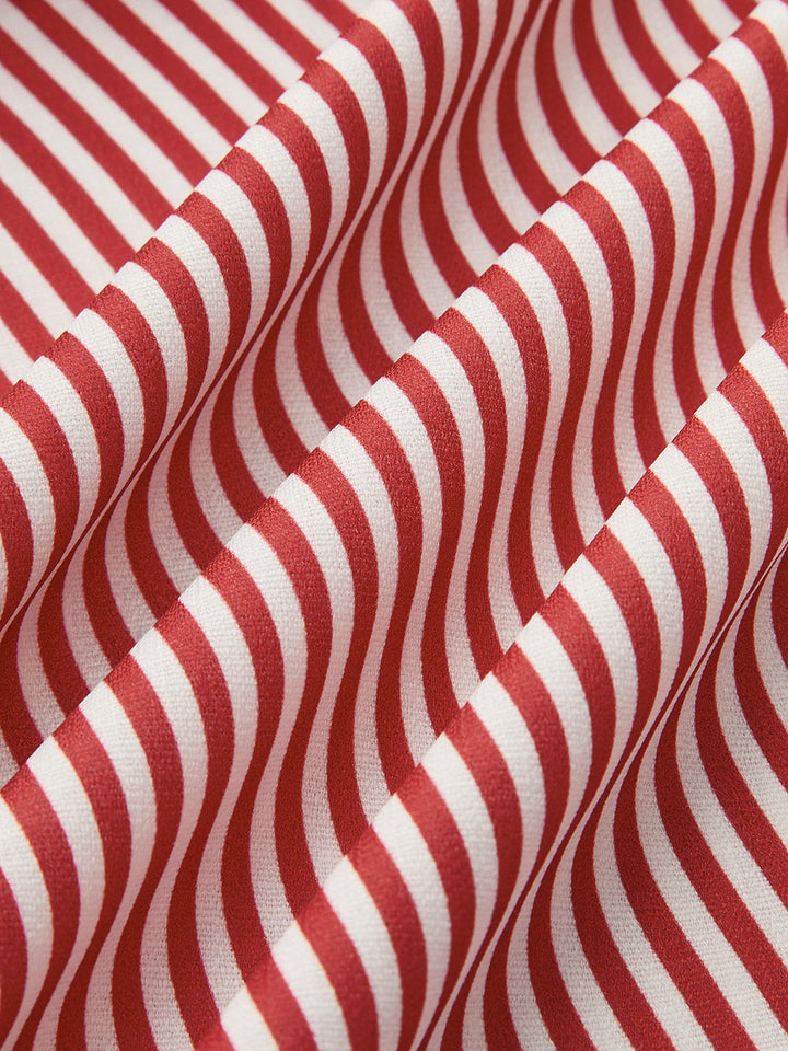 Gekräuseltes Kleid mit V-Ausschnitt und ärmellosem Faltenwurf