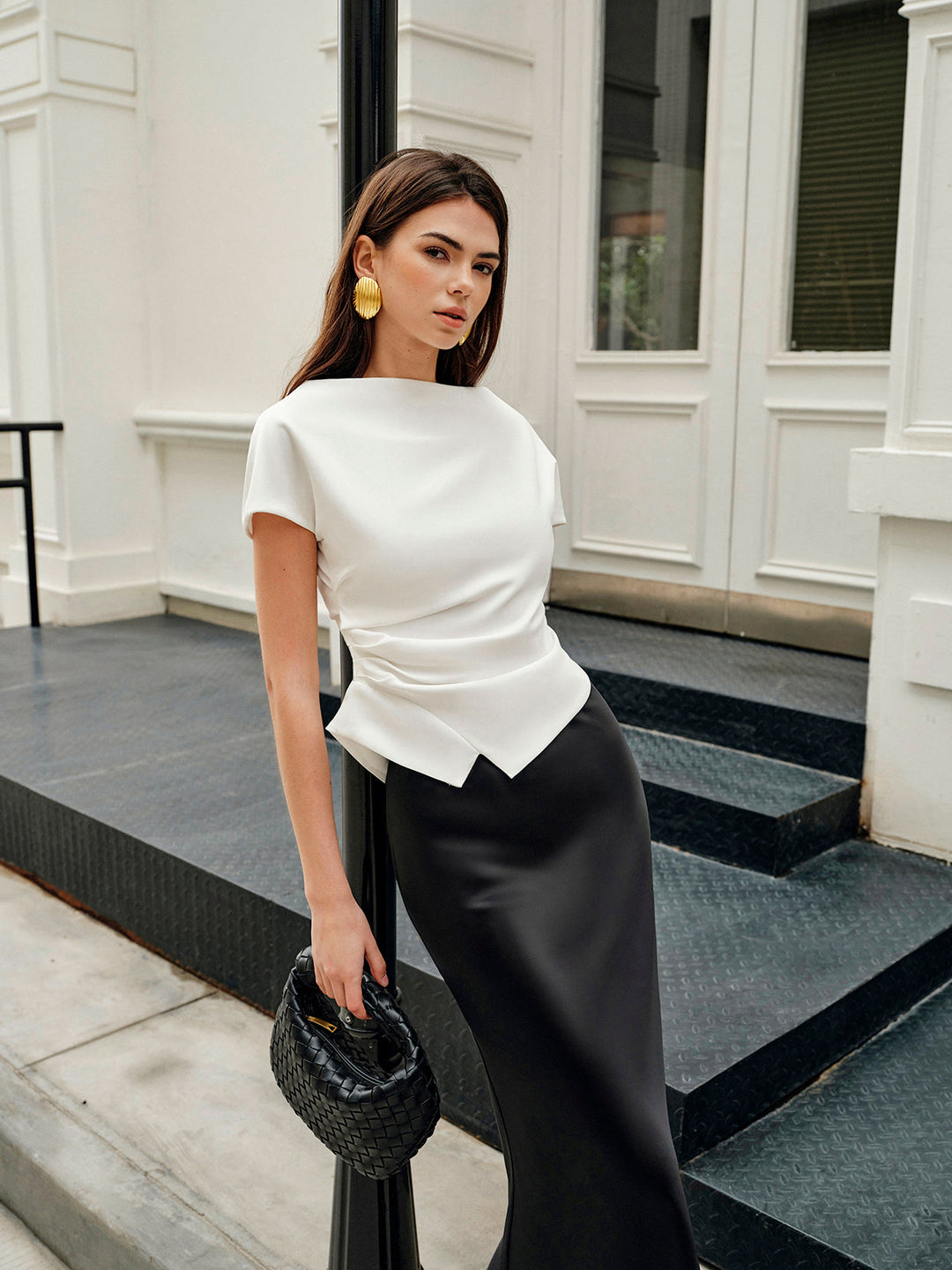 Asymmetrisches T-Shirt mit Raffung