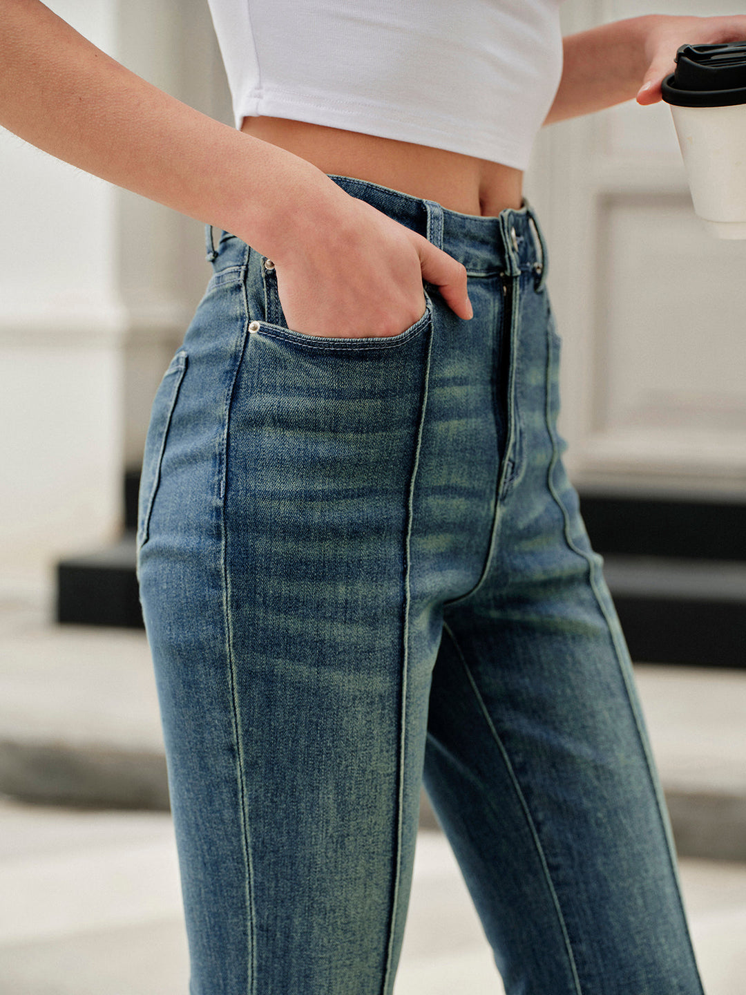 Jeans mit weitem Bein und tiefem Bund aus Denim