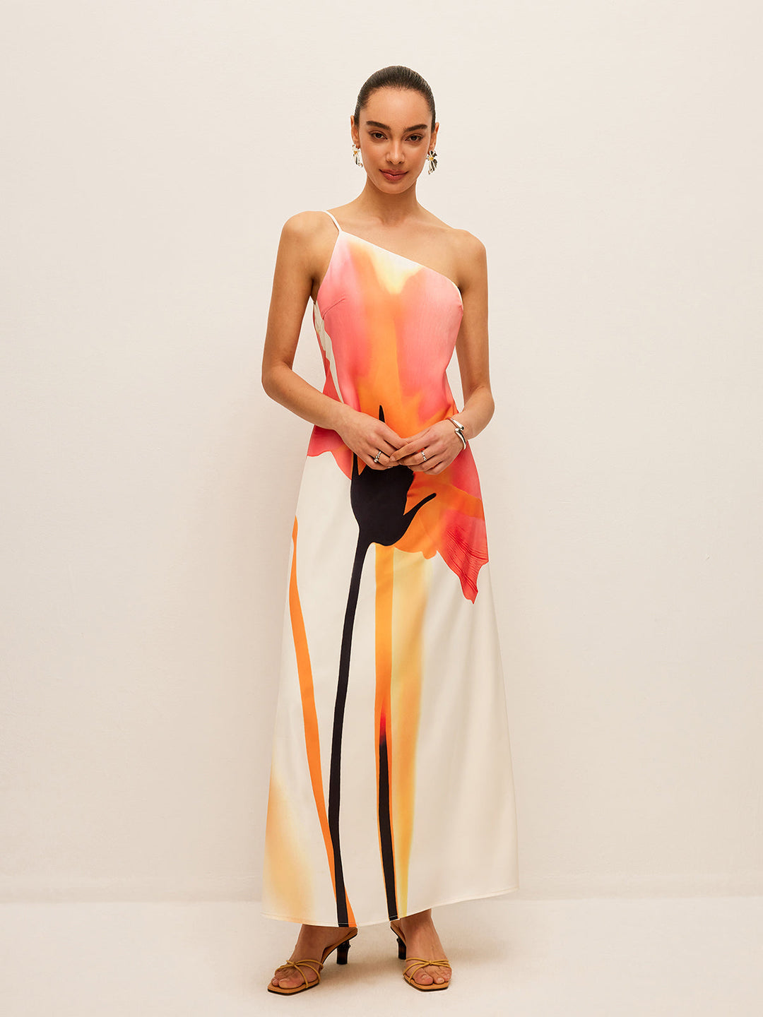 Asymmetrisches Kleid mit Blumenprint und gebundenem Rücken