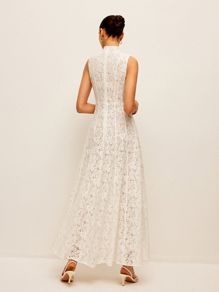 Halbtransparente Spitzenkleid