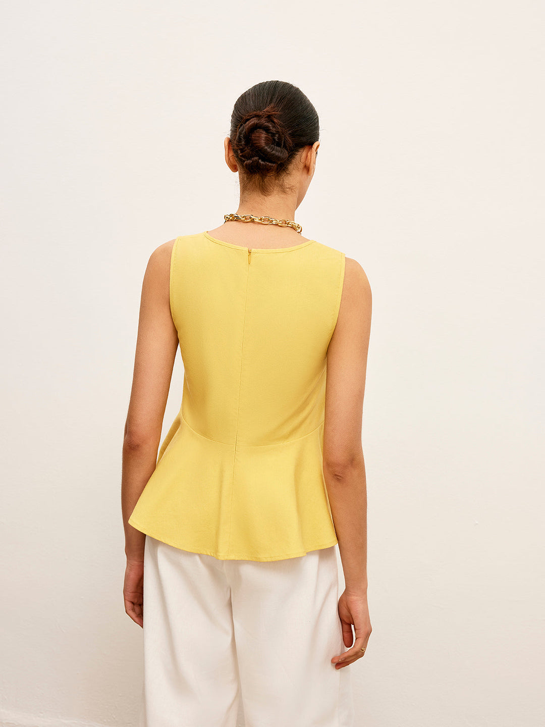 Baumwoll- & Leinen-Peplum-Oberteil mit V-Ausschnitt