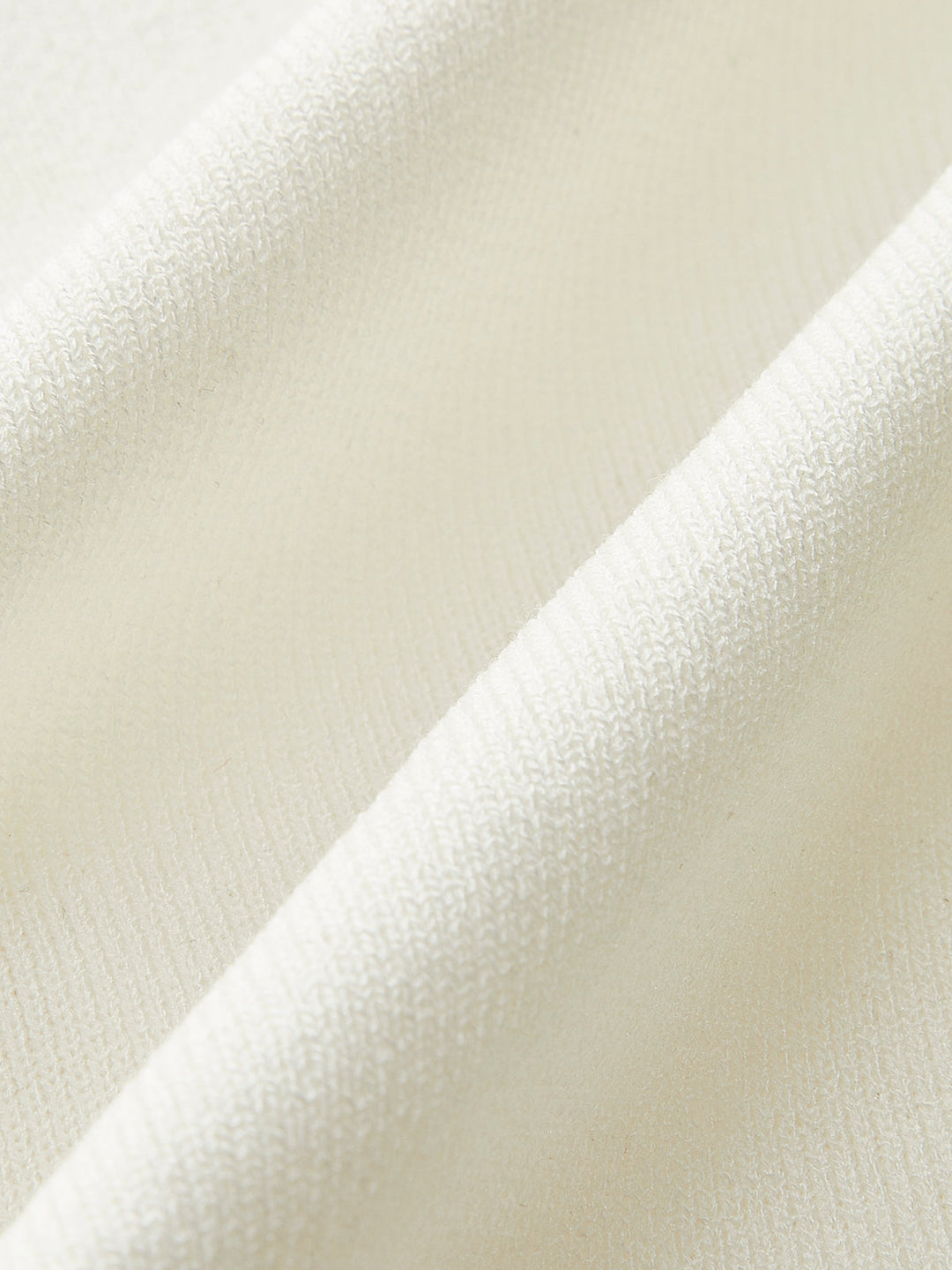Ärmelloses Oberteil mit Muschelknopfdetail