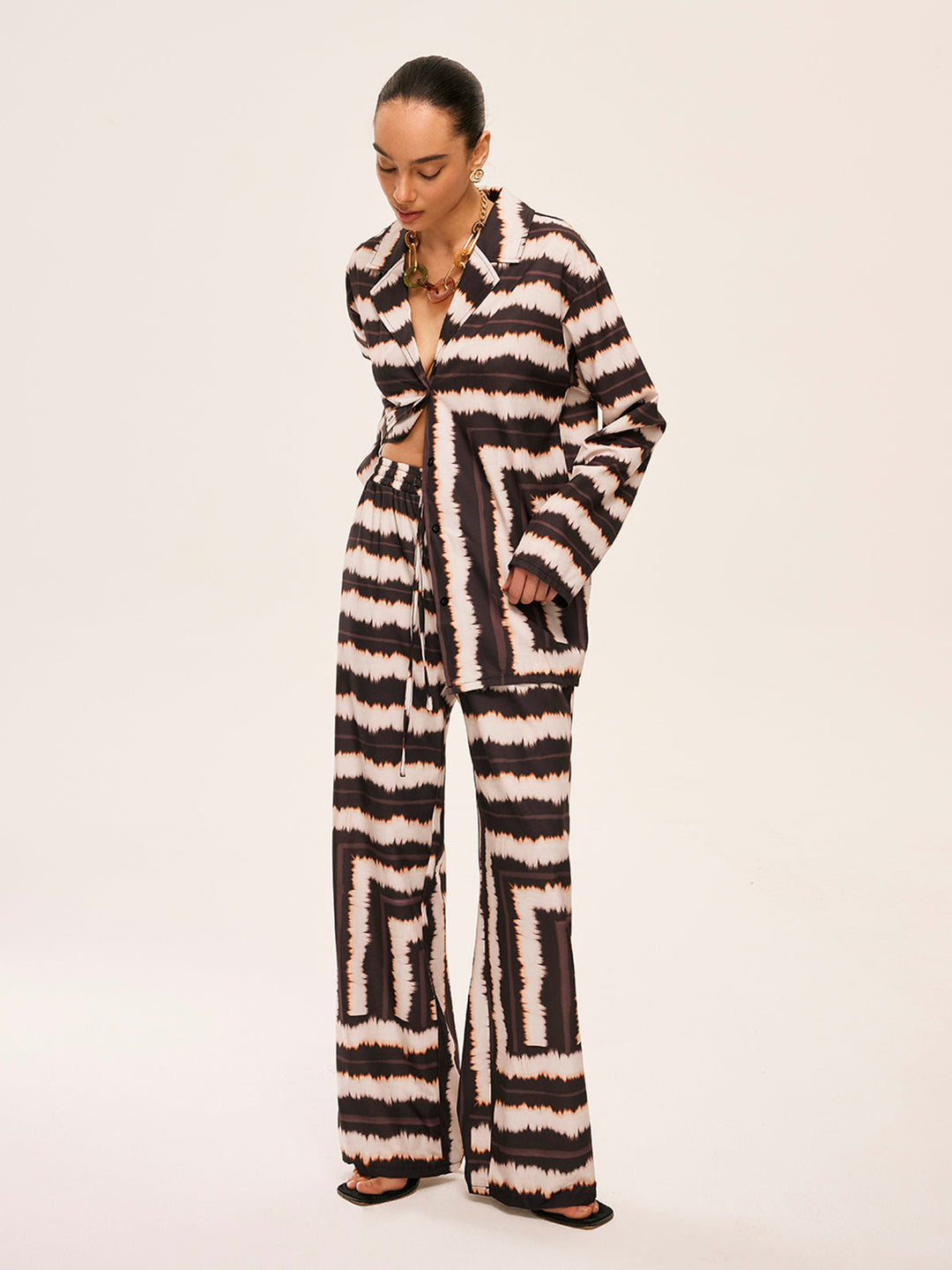 Geometric Color-Block Pants Set With Pockets