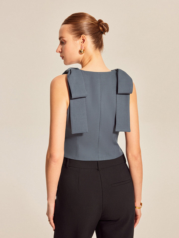 Elegante Weste mit Schleifendetails an den Schultern
