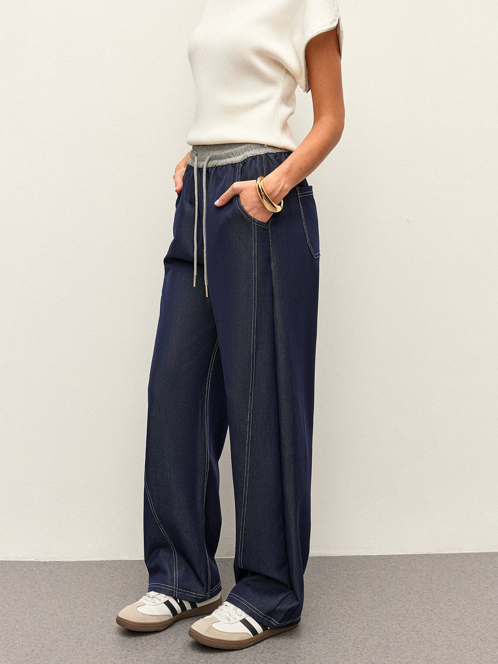 High-Waist-Gürtel-Denim-Hose Mit Taschen