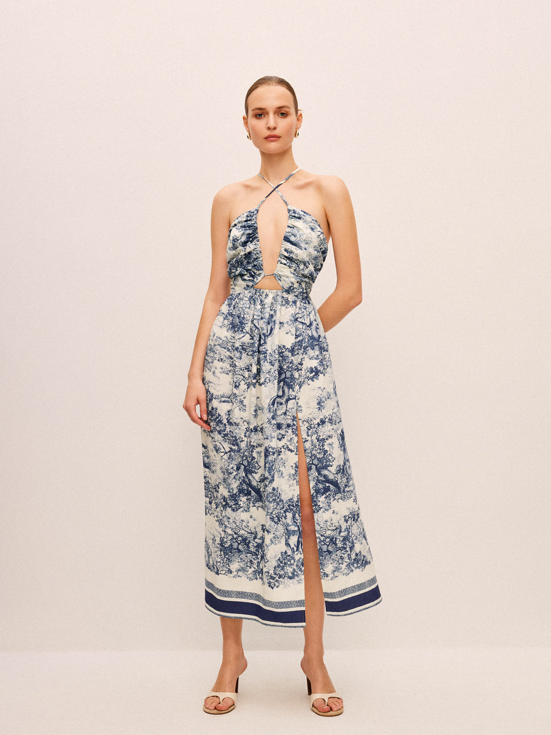 Bedrucktes Kleid mit Kontrastbesatz und Knoten