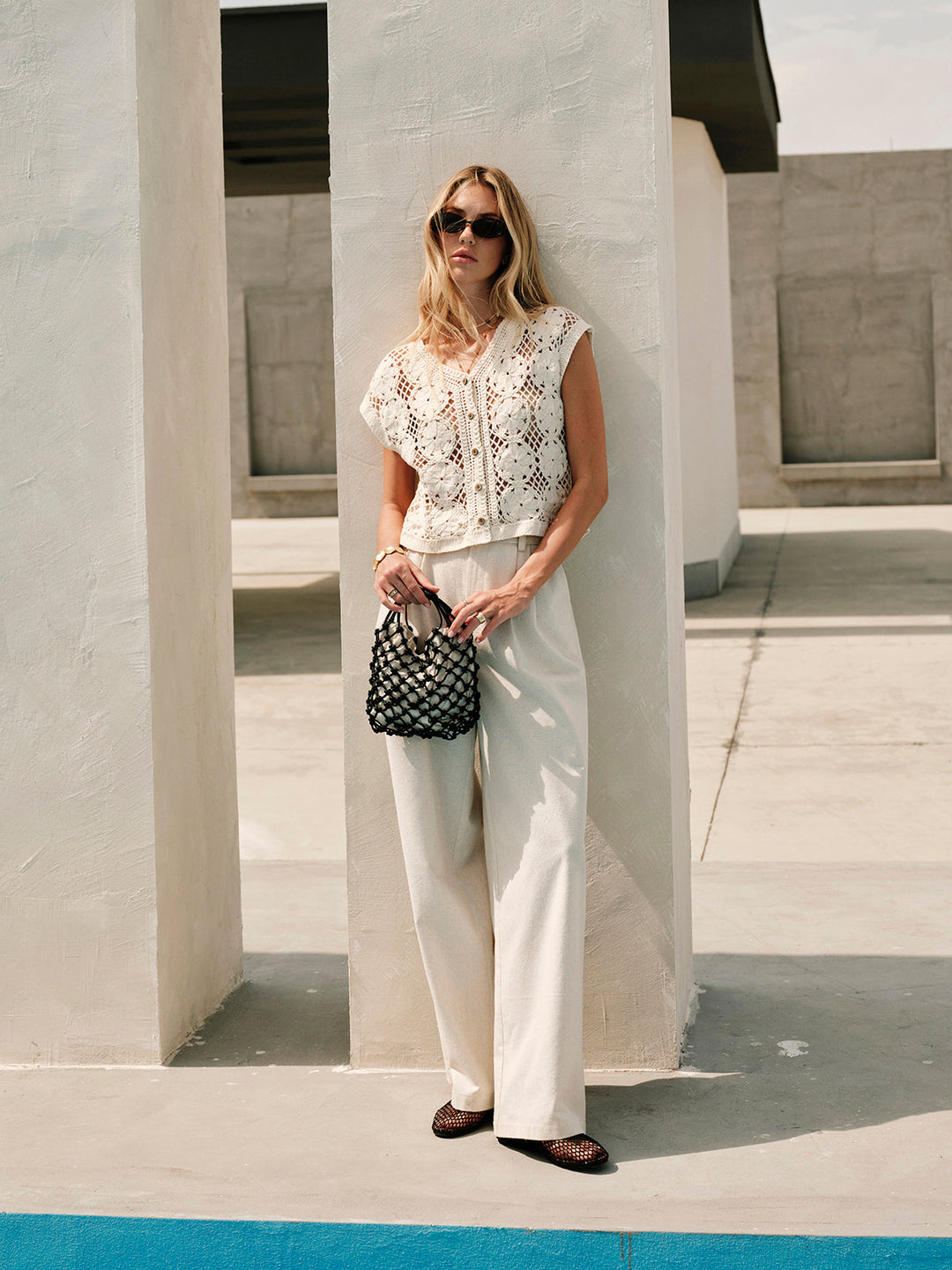 Semi-Sheer Jacquard Cut-Out V-Ausschnitt Tanktop