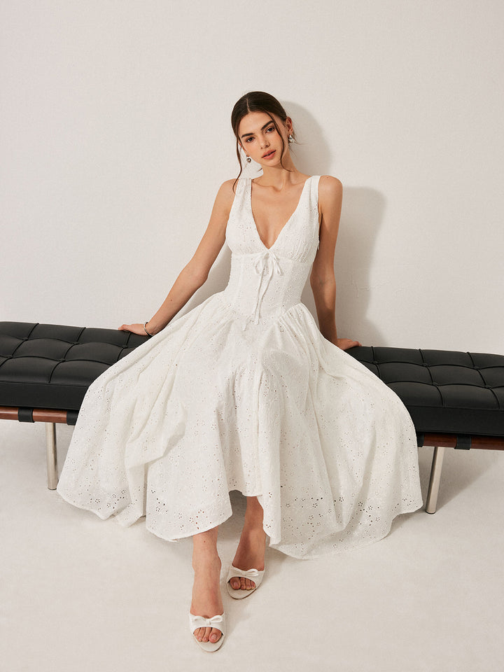 Baumwoll-Spitzenkleid mit Schnürung am Rücken